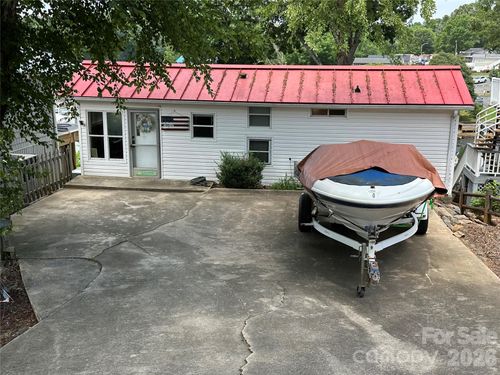 117 Badin Lake Cir, New London, NC, 28127 | Card Image