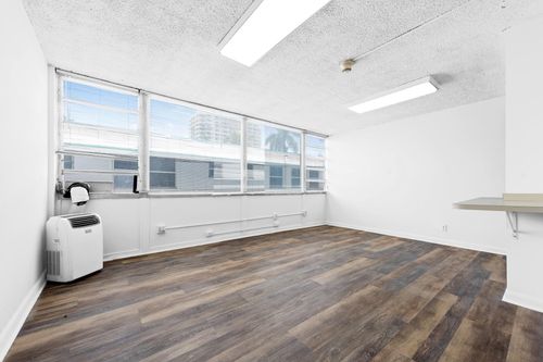 apt-206-3003 Terramar St, Fort Lauderdale, FL, 33304-6000 | Card Image