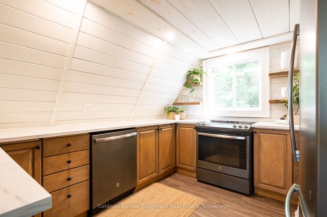 10 - 1258 Windermere Rd, House other with 2 bedrooms, 1 bathrooms and 5 parking in Utterson ON | Image 12