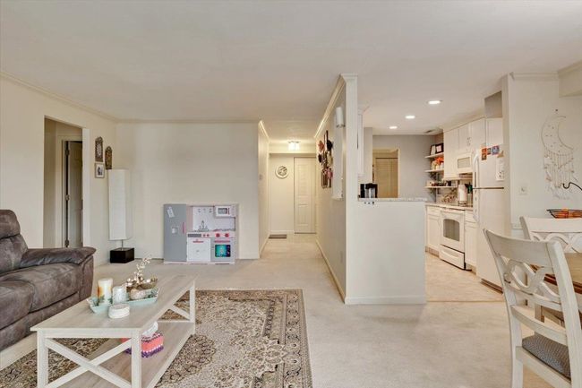 A2 - 33 Spit Brook Rd, Condo with 2 bedrooms, 2 bathrooms and null parking in Nashua NH | Image 11