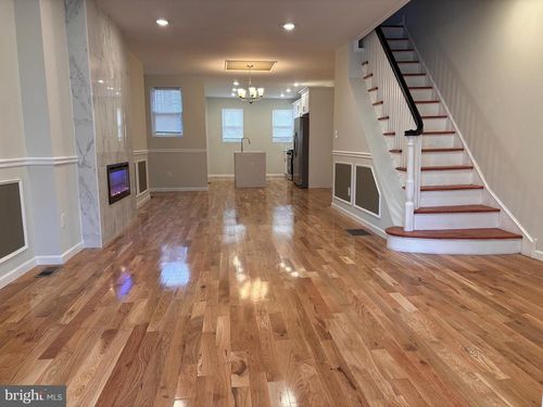 6442 N Sydenham St, PHILADELPHIA, PA, 19126-3507 | Card Image