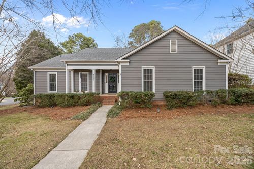 4326 Saxonbury Way, Charlotte, NC, 28269-9447 | Card Image