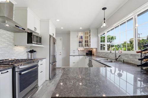 1171 Cambridge St, Novato, CA, 94947-4956 | Card Image