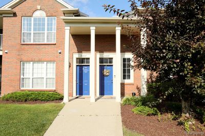 128 - 51602 Stern Lane, Condo with 2 bedrooms, 2 bathrooms and null parking in Chesterfield Twp MI | Image 1