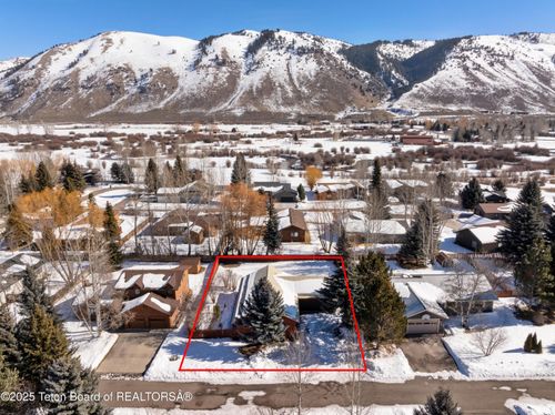 3210 S Single Tree Drive, Jackson, WY, 83001 | Card Image