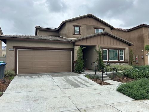 13894 Azure St, Moreno Valley, CA, 92555-3847 | Card Image