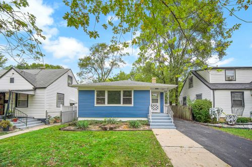 539 E 147th Pl, Harvey, IL, 60426-2522 | Card Image