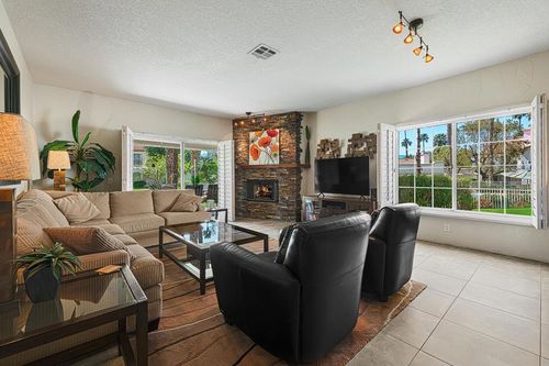 618 Vista Lago Cir N, Palm Desert, CA, 92211-1702 | Card Image