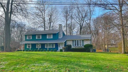 1079 Carol Ln, Tallmadge, OH, 44278-1676 | Card Image