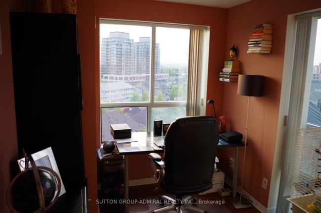 PH18 - 3 Ellesmere St, Condo with 2 bedrooms, 1 bathrooms and 2 parking in Richmond Hill ON | Image 15