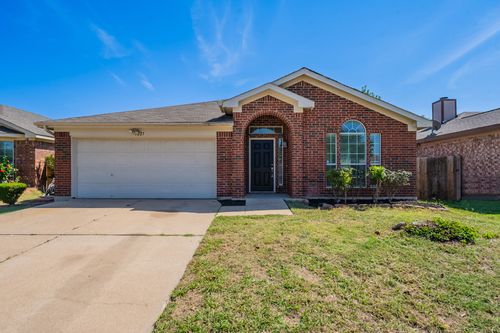 7221 Ranger Way, Fort Worth, TX, 76133-8928 | Card Image