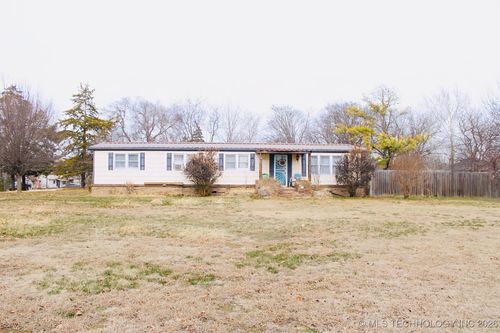 208 Sw 5th St, Kingston, OK, 73439-8011 | Card Image