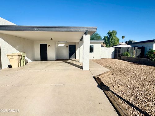 5741 N 69th Ave, Glendale, AZ, 85303-4907 | Card Image