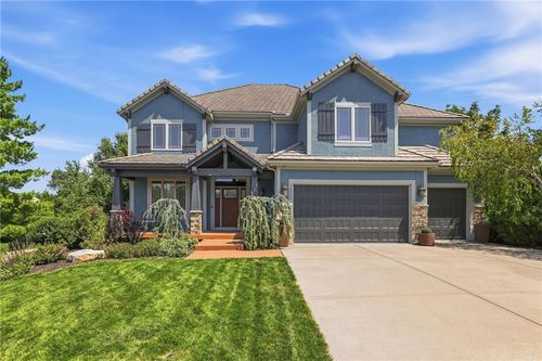 16211 Overbrook Ln, Stilwell, KS, 66085-8428 | Card Image