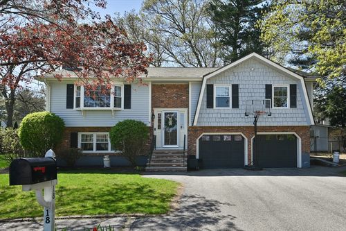 18 Aurele Cir, Reading, MA, 01867 | Card Image