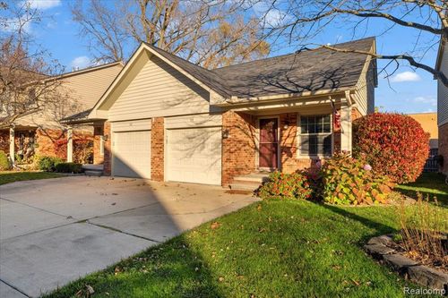 2-54 Maplegrove Drive, Clawson, MI, 48017 | Card Image