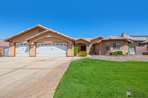 1464 W 32nd Pl, Yuma, AZ, 85365-3951 | Card Image