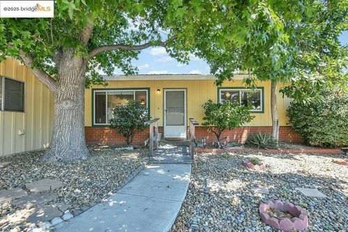 609 Lynn Ave, Antioch, CA, 94509-5029 | Card Image