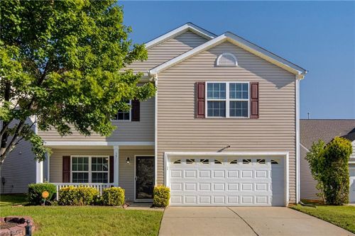 3971 Foliage Dr, Winston-Salem, NC, 27101-2352 | Card Image