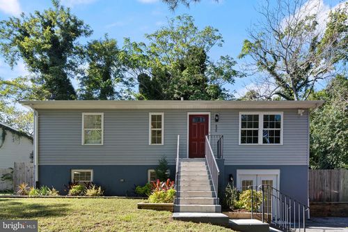 426 Seagull Ln, LUSBY, MD, 20657-4135 | Card Image