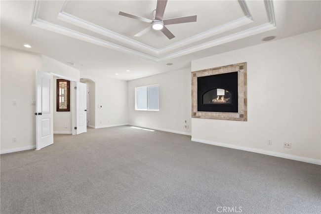 326 6 Th St, House other with 4 bedrooms, 5 bathrooms and 2 parking in Huntington Beach CA | Image 41