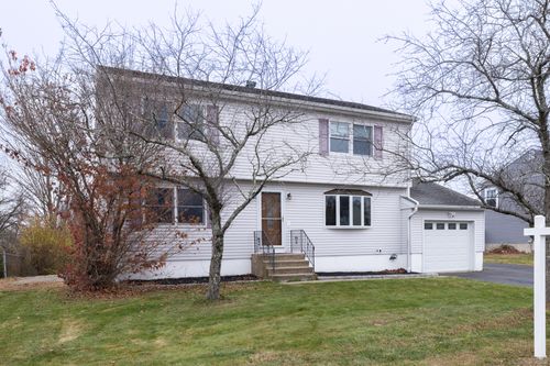 93 Tawny Thrush Rd, Naugatuck, CT, 06770-4812 | Card Image