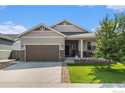 843 Settlers Dr, Milliken, CO, 80543-3228 | Card Image