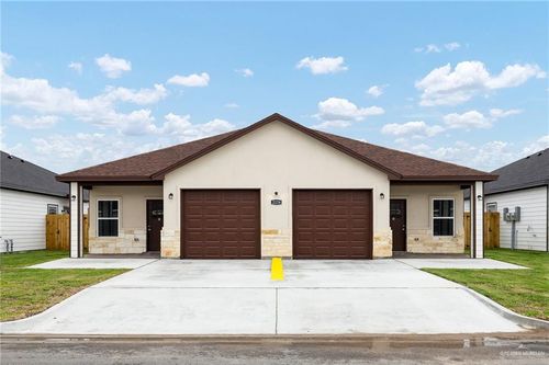 b-2226 N Valley Cir, La Feria, TX, 78559-2121 | Card Image