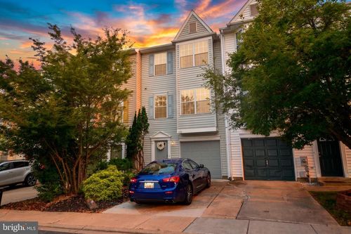 7e-1330 Hampshire Dr, FREDERICK, MD, 21702-1185 | Card Image