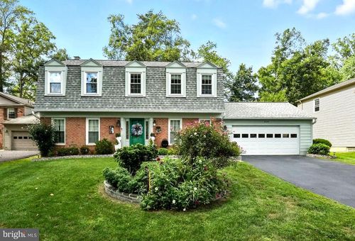 8126 Viola St, SPRINGFIELD, VA, 22152-3626 | Card Image