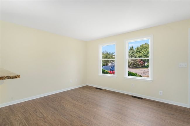 208 W View Rd, House other with 4 bedrooms, 3 bathrooms and 4 parking in Middletown RI | Image 12