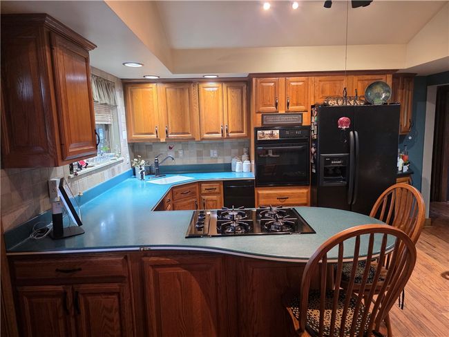 934 W Newton Rd(thomas School Rd), House other with 3 bedrooms, 3 bathrooms and 3 parking in Hempfield Twp - WML PA | Image 5