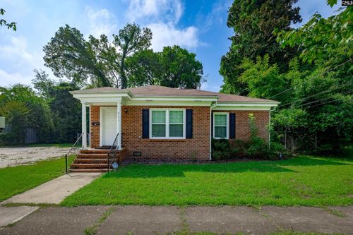 211 Kershaw St, Cheraw, SC, 29520-2409 | Card Image