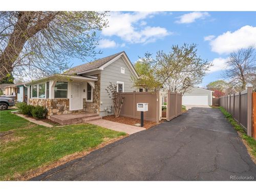 2124 Gray St, Edgewater, CO, 80214-1137 | Card Image