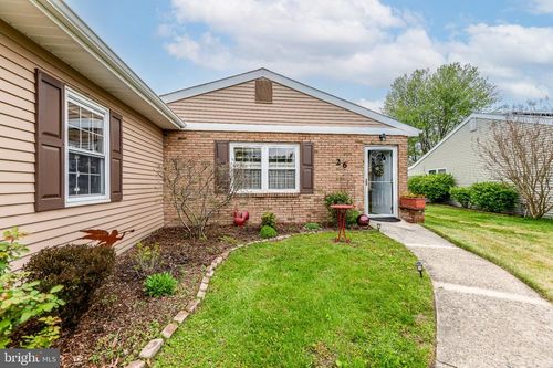 26 Thornbury Pl, Southampton, NJ, 08088-1309 | Card Image