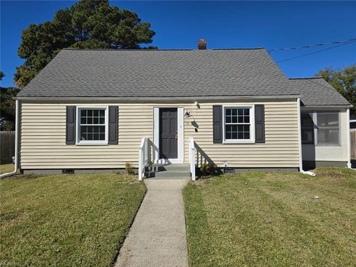 94 Oregon Ave, Portsmouth, VA, 23701-2543 | Card Image