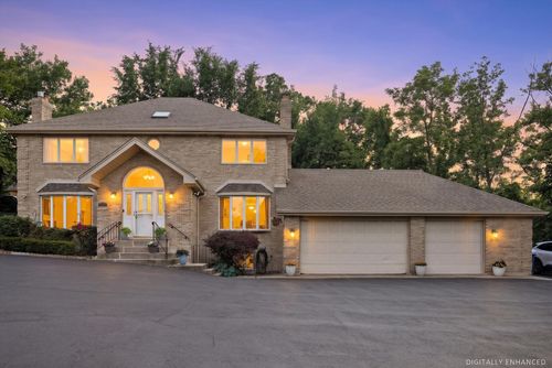 11131 Dineff Rd, Lemont, IL, 60439-6183 | Card Image
