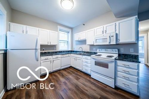 304-234 E 9th St, Indianapolis, IN, 46204-1164 | Card Image
