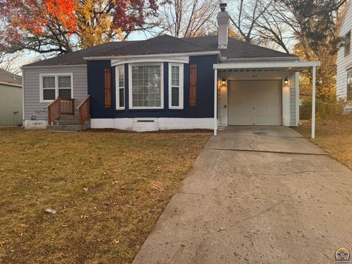 317 Sw Hillside Ave, Topeka, KS, 66611-1136 | Card Image