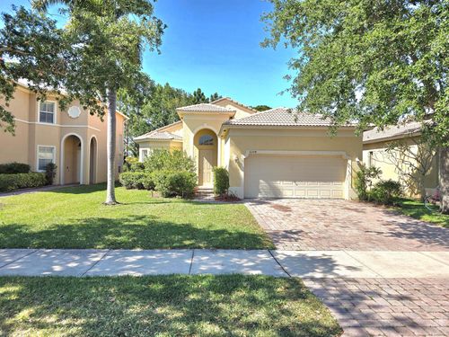 6204 Spring Lake Ter, Fort Pierce, FL, 34951-3105 | Card Image