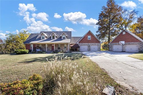 77 Sumac Cv, Russellville, AR, 72802-9786 | Card Image