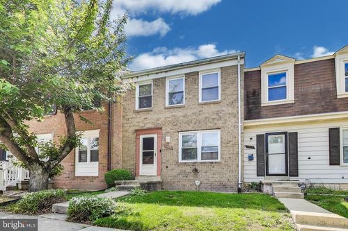 2205 Anvil Ln, TEMPLE HILLS, MD, 20748-4205 | Card Image