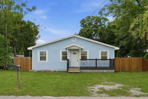 9402 N 12th St, TAMPA, FL, 33612-8527 | Card Image