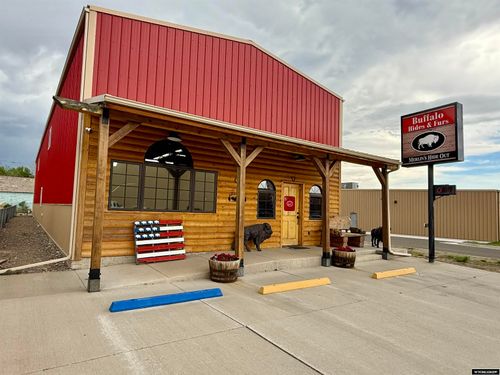 626 Richards St, Thermopolis, WY, 82443-3042 | Card Image