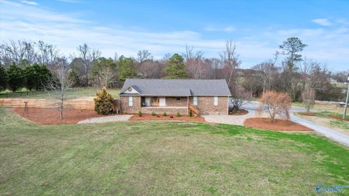 8056 Section Line Road, Guntersville, AL, 35976 | Card Image