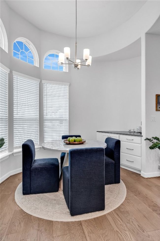 719 Wild Pecan Loop, House other with 5 bedrooms, 4 bathrooms and null parking in Buda TX | Image 9