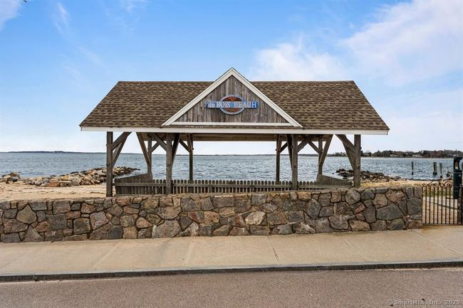 APT-13 - 17 Hancox St, Home with 1 bedrooms, 1 bathrooms and 1 parking in Stonington CT | Image 15
