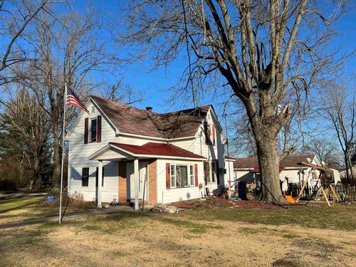 110 N Sycamore St, Flat Rock, IL, 62427-1102 | Card Image