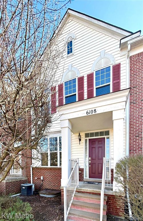 56-6108 Heron Hills Dr, Wolverine Lake, MI, 48390-1412 | Card Image