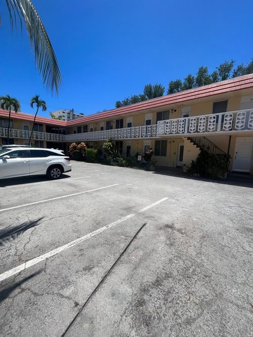 apt-6-441 Collins Ave, Miami Beach, FL, 33139-6648 | Card Image